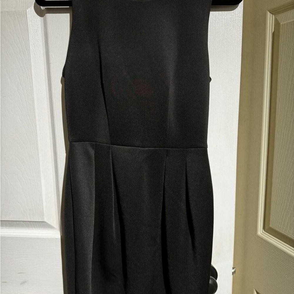 Dynamite Black Sleeveless Dress